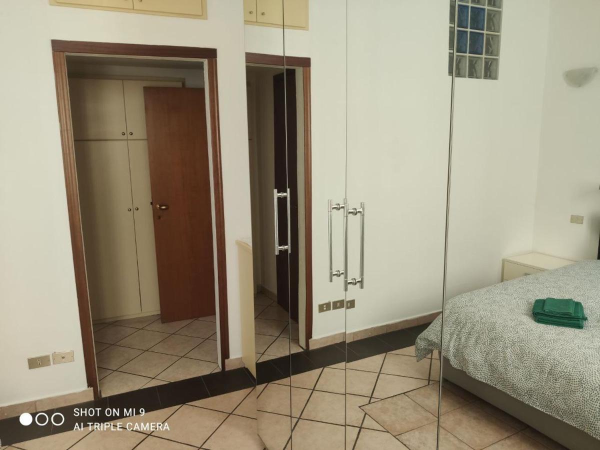 Apartmán Naviglio51Bocconi Milán Exteriér fotografie